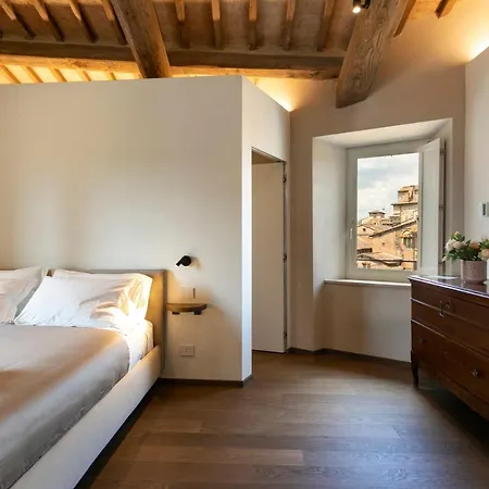 Palazzo Rinuccini - Torre * Siena