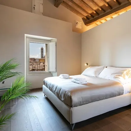 Palazzo Rinuccini - Torre * Siena