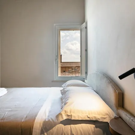 Palazzo Rinuccini Torre Siena